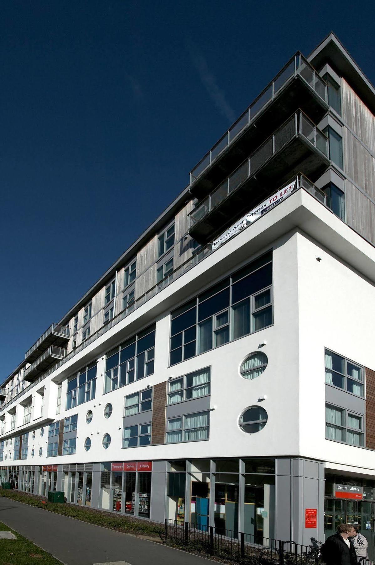 The Paramount, Swindon Exterior photo